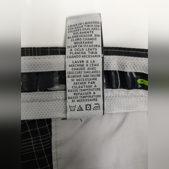 Callaway men's black plaid golf shorts size 38 - Picture 9 of 9